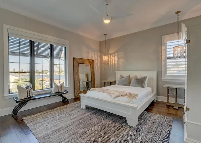 Bayside Paradise Mansion